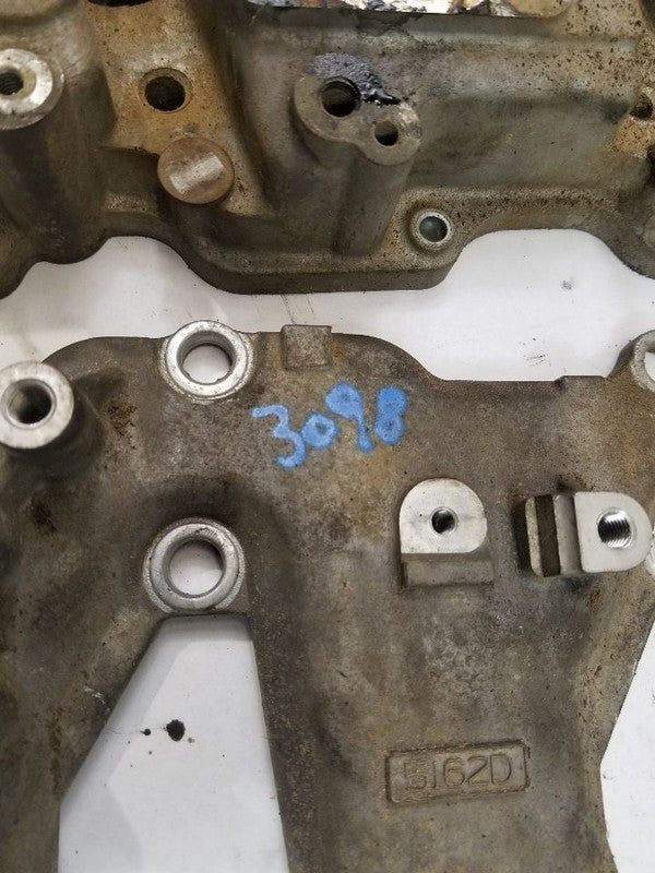 SILVRDO25 2011 Valve Cover 212854