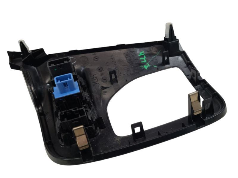 OUTLANDER 2016 Dash/Interior/Seat Switch 600811