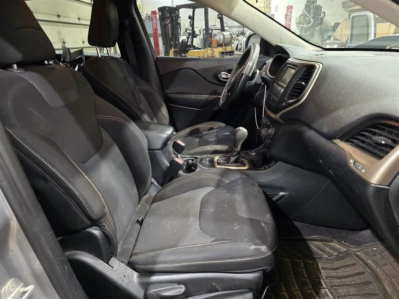 Passenger Air Bag Front Passenger Dash Fits 16-18 CHEROKEE 594608