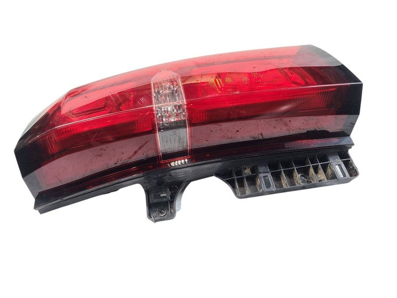 Passenger Right Tail Light Fits 15-20 SUBURBAN 1500 662186