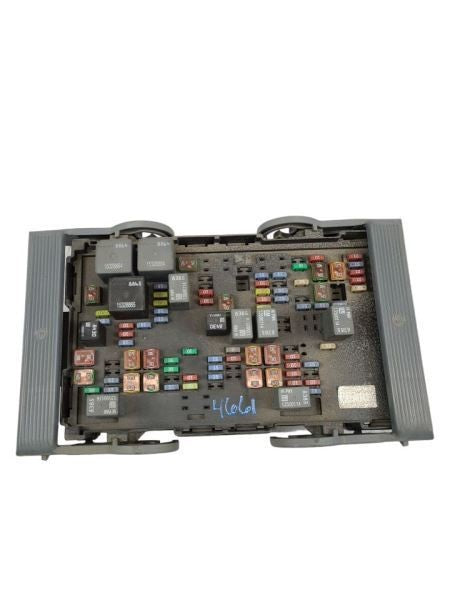 Fuse Box Engine Fits 10-14 ESCALADE 587640
