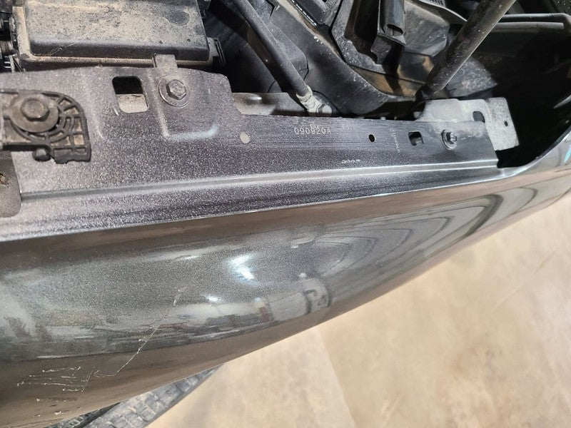 Driver Left Fender Without Plug-in Hybrid Fits 20-25 CORSAIR 661530