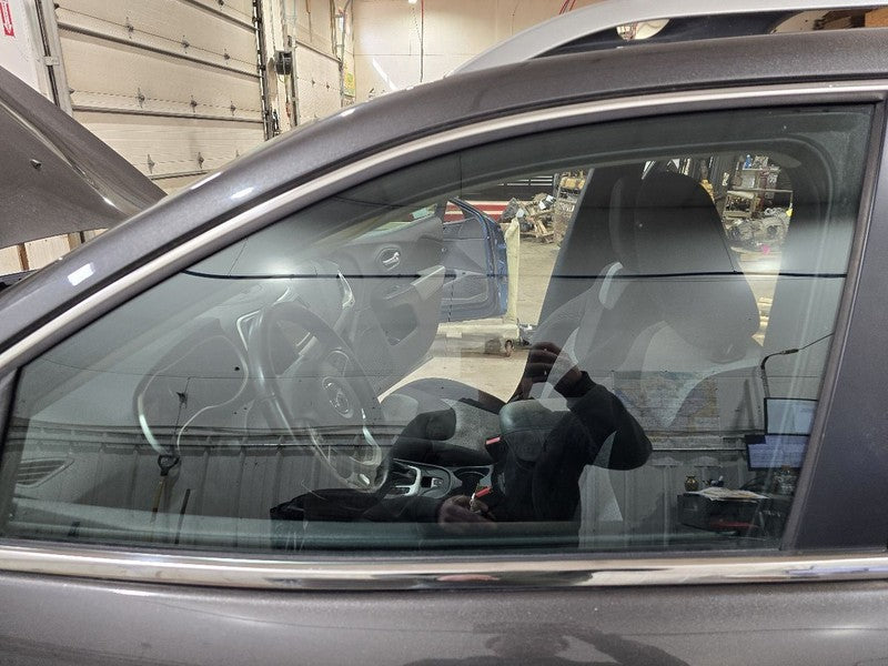 Driver Left Front Door Glass Fits 14-23 CHEROKEE 623418
