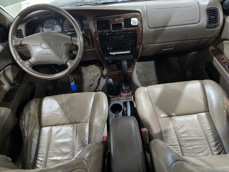 4 RUNNER  1999 Seat Belt Front 621837