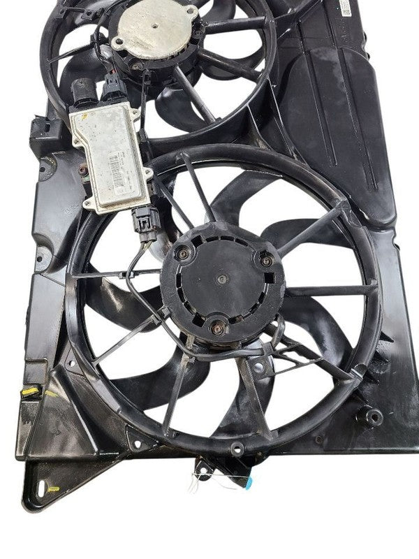 Radiator Fan Motor Fan Assembly Fits 10-12 FLEX 643965