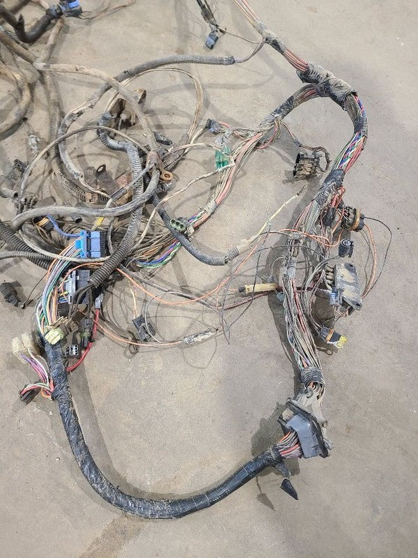 TCHEV3500 1990 Engine Wire Harness 663976