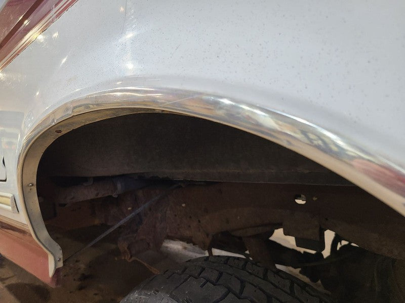 Pickup Box From 8501 GVW 6' 9" Box Fits 92-97 FORD F250 PICKUP 664052