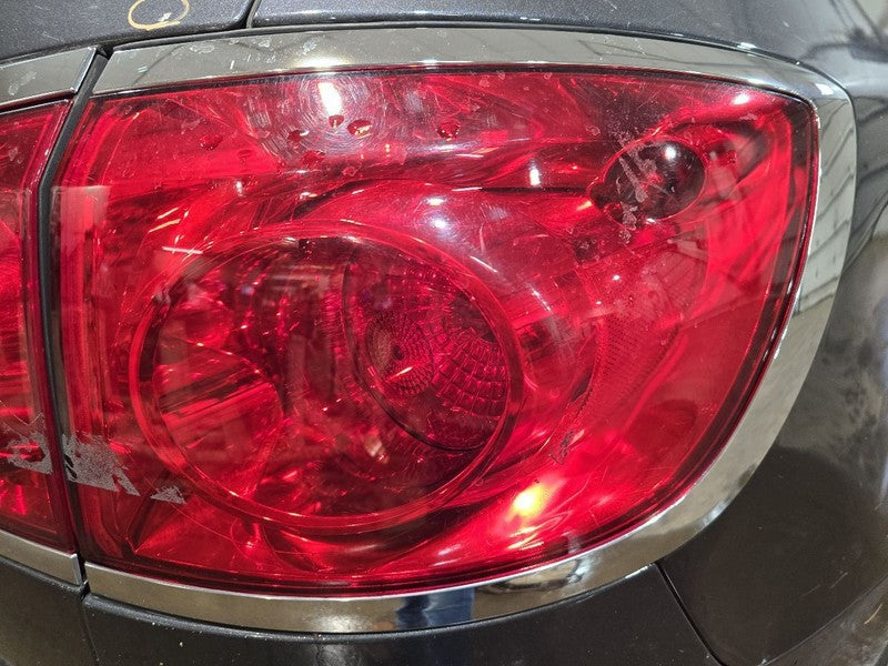 Passenger Tail Light Quarter Panel Mounted Fits 08-12 ENCLAVE 611304