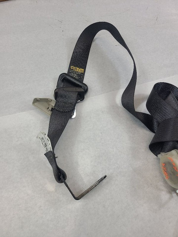 H3        2006 Seat Belt Rear 606079