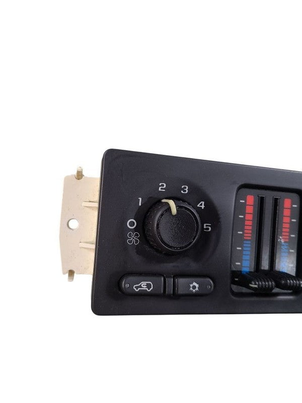 Temperature Control Classic Style With AC Fits 05-07 SIERRA 1500 PICKU
