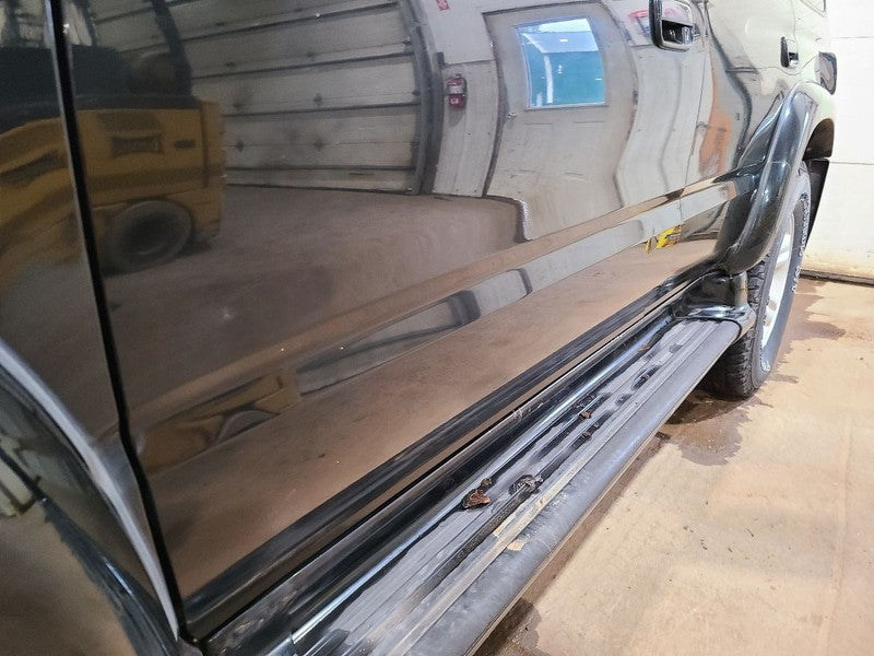 Driver Front Door SR5 Electric Windows Fits 96-02 4 RUNNER 677452