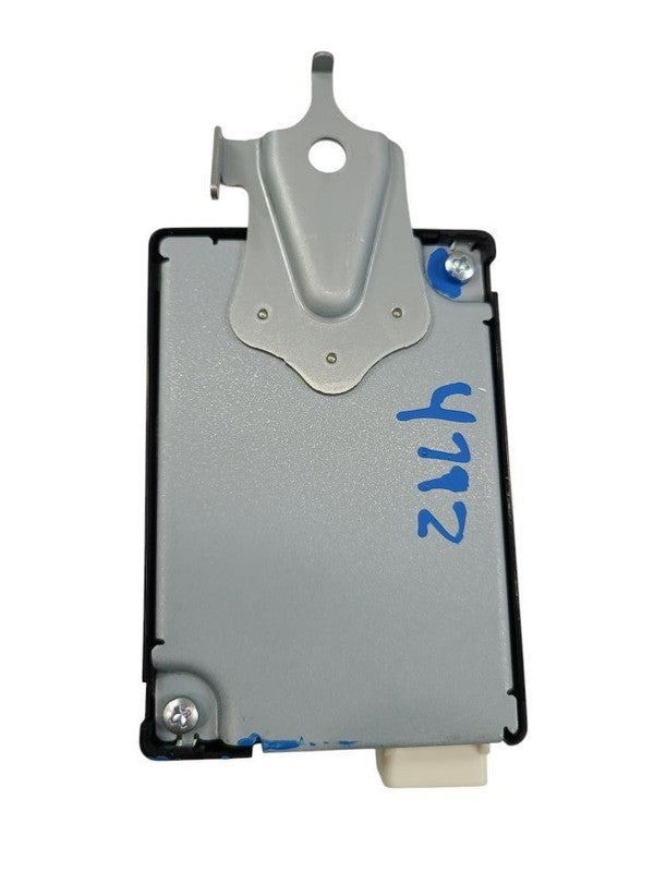 NX200T    2017 Chassis ECM 604563