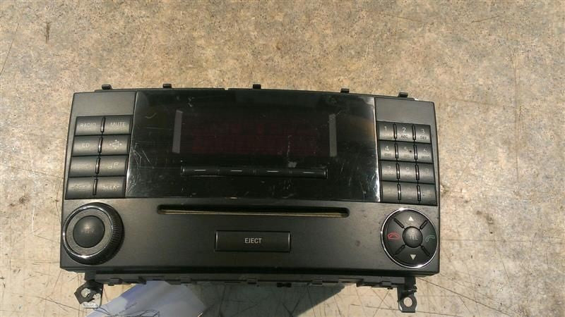 AUDIO EQUIPMENT 209 TYPE CLK320 COUPE RECEIVER ID 2098202789 FITS 04-0