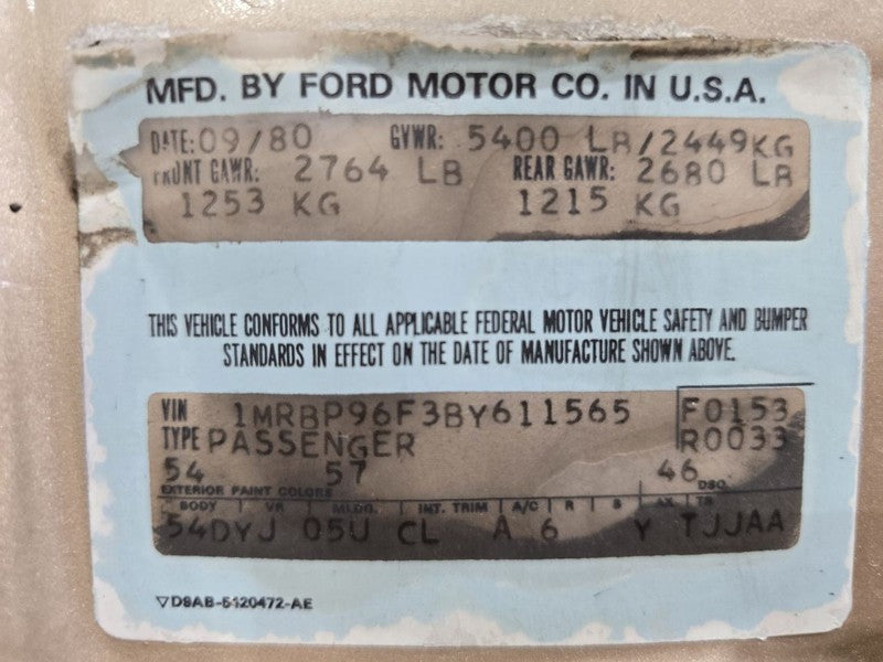 Driver Corner/Park Light Cornering Fits 80-89 LINCOLN & TOWN CAR 62666