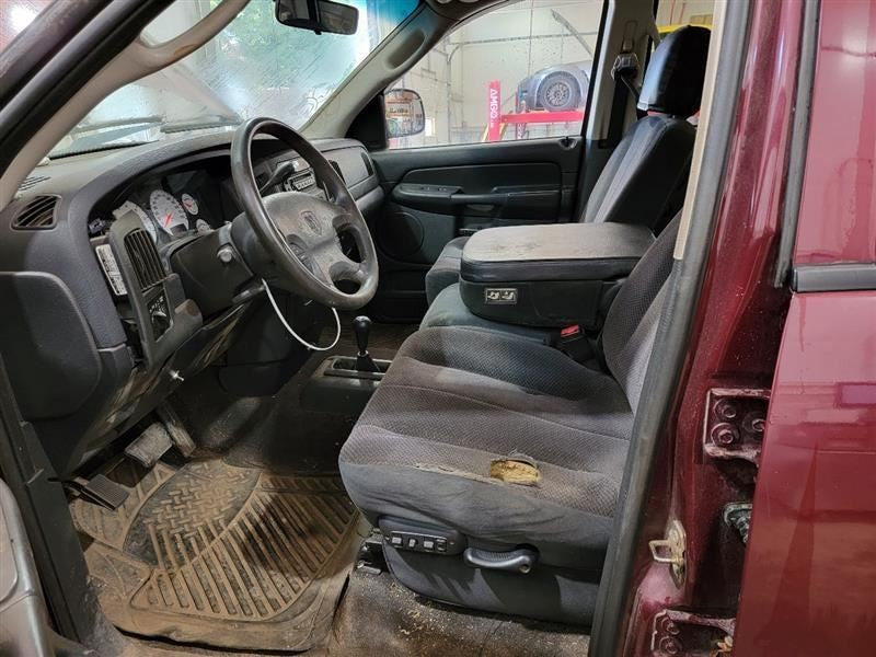 RAM1500   2003 Owners Manual 408528