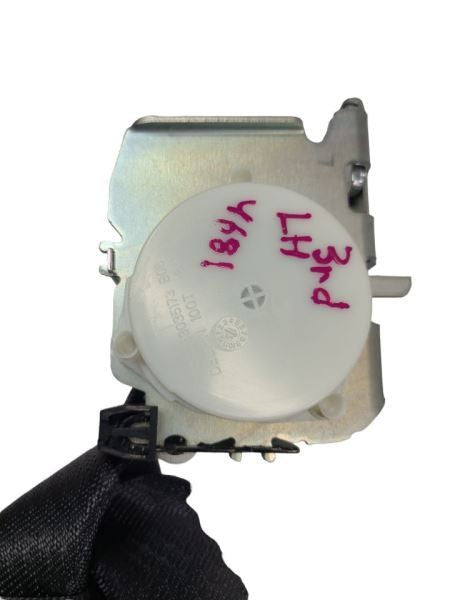 YUKONXL15 2016 Seat Belt Rear 590127