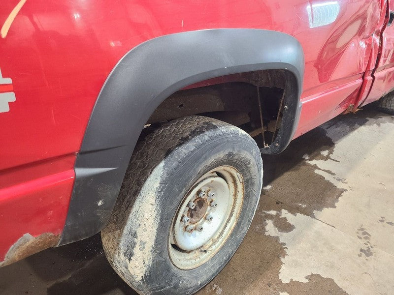 TCHEV2500 1998 Fender Flare/Extension 659536