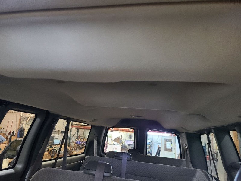 EXPRESS15 2009 Headliner 663865