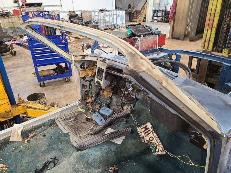 DART      1963 Front Clip 671910
