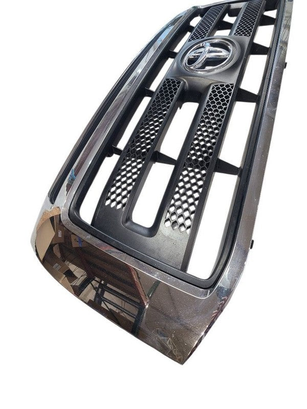 Grille Crew Cab 4 Door Base Chrome Black Insert Fits 10-13 TUNDRA 6725