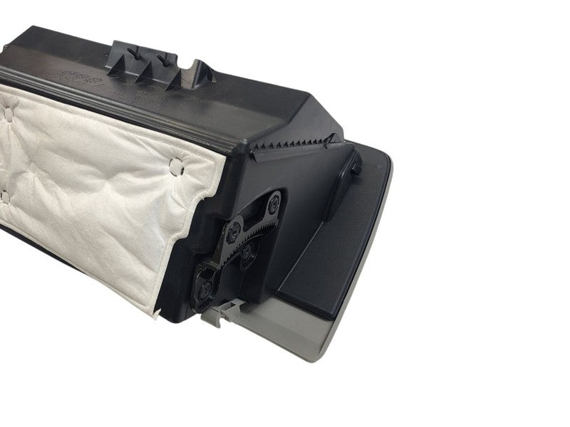EQUINOX   2017 Glove Box 606362