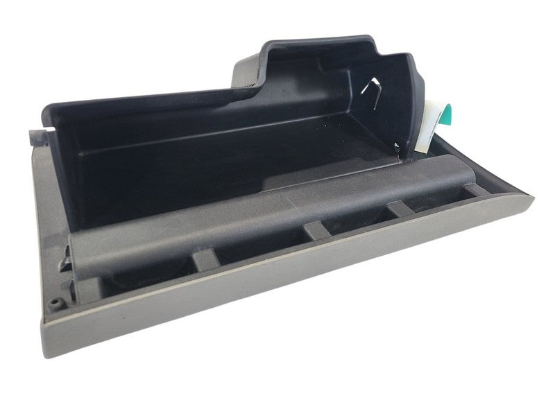 F150      2018 Glove Box 673897