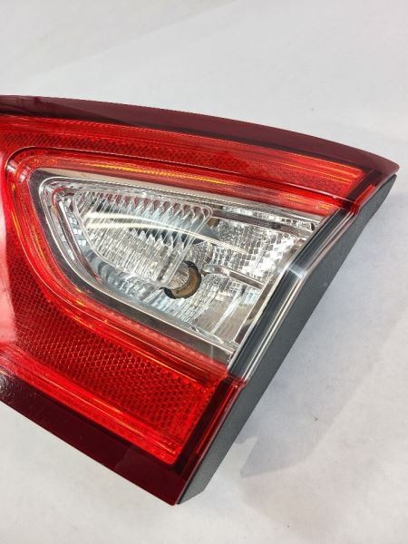 Passenger Tail Light Lid Mounted Hybrid SE Fits 13-16 FUSION 557719