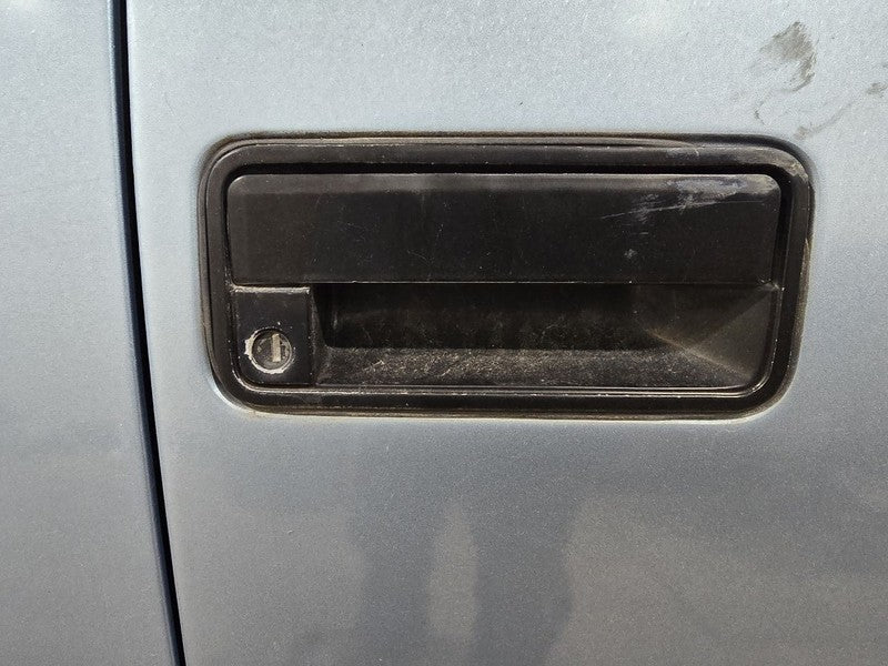 Passenger Door Handle Exterior Front Fits 88-99 CHEVROLET 1500 PICKUP 