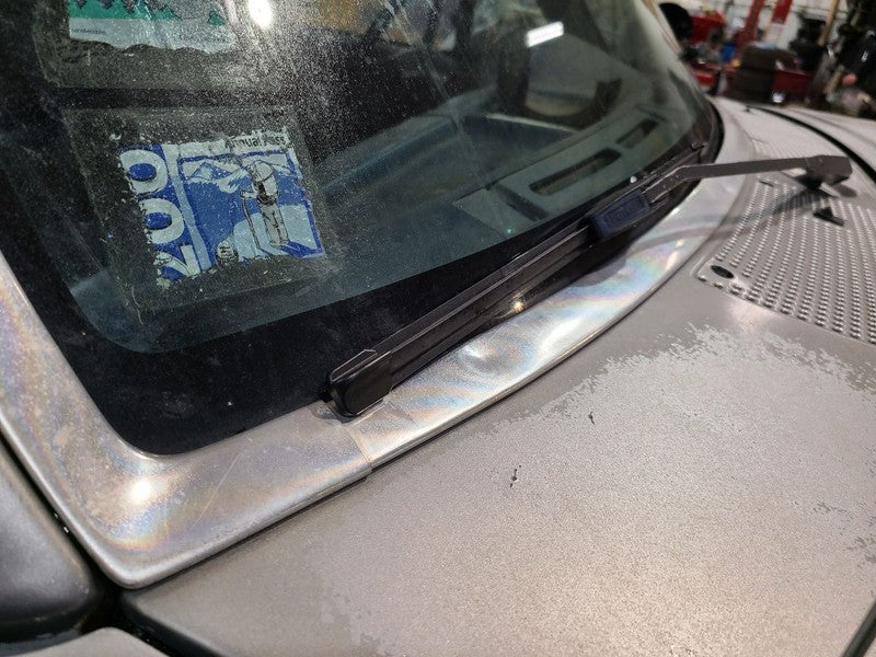 Windshield Glass From 8501 GVW Fits 87-97 FORD F250 PICKUP 664069
