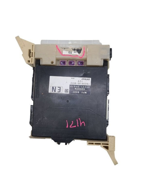 TACOMA    2020 Fuse Box Cabin 680604