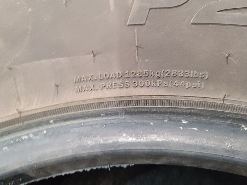 2 USED Tires  285-70-17 Lion Sport  8/32 Tread 662529