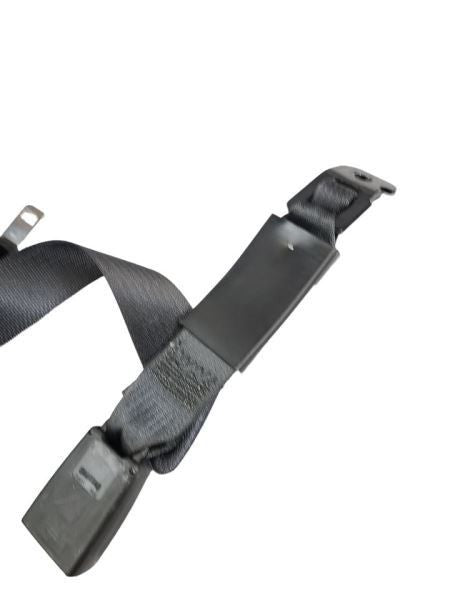 REAR SILVRDO15 2018 Center Retractor Seat Belt Rear 568183
