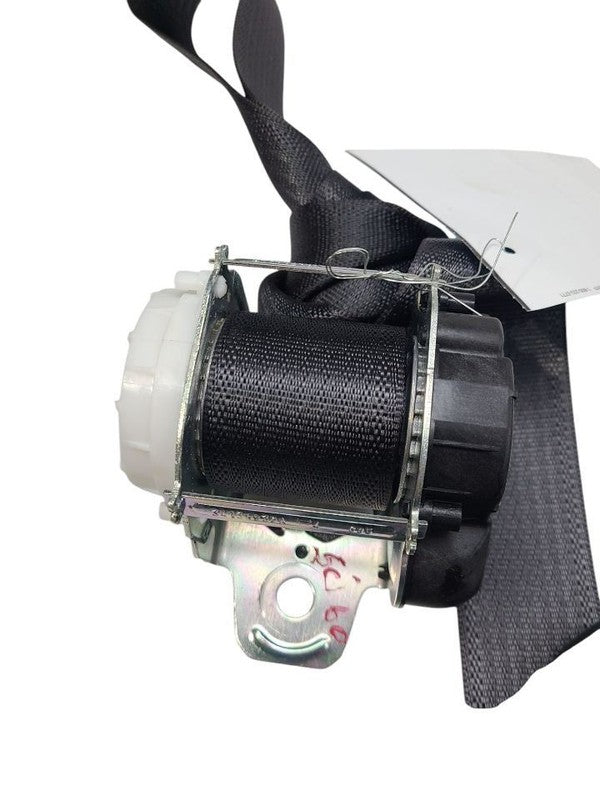 SILVRDO15 2021 Seat Belt Rear 630080