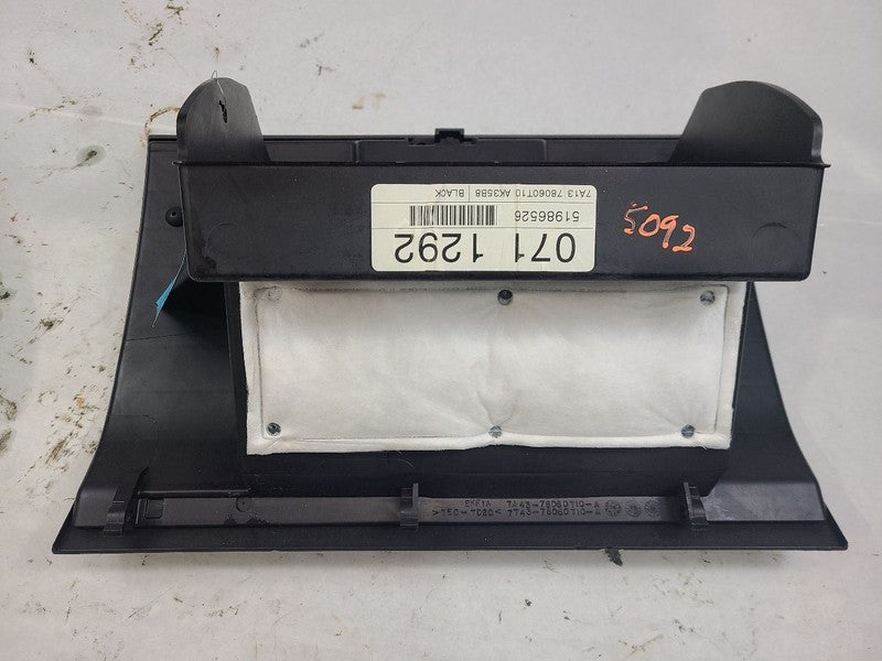 MKX       2008 Glove Box 633264