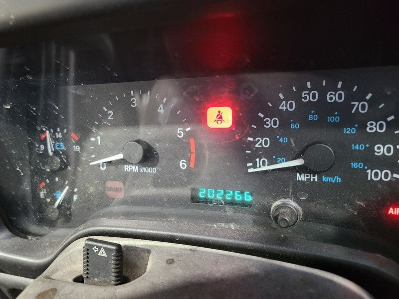 Passenger Right Headlight Sealed Beam Fits 97-06 WRANGLER 672896