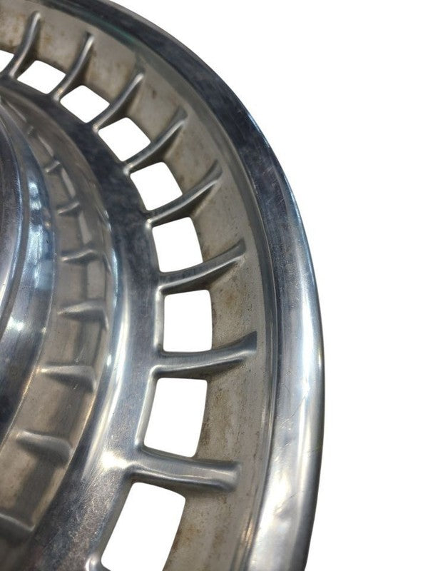Wheel Cover HubCap Fits 72-76 DART 668179