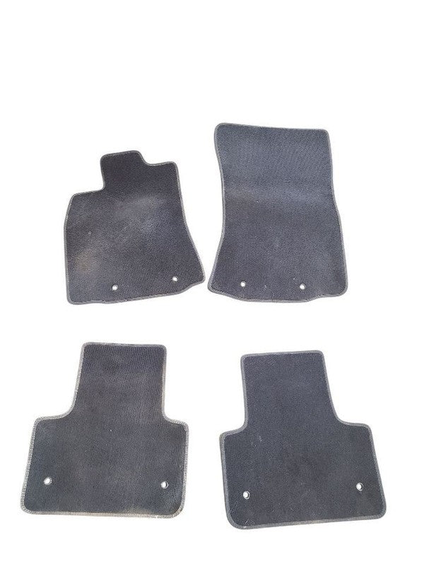 XJ        2016 Floor Mat 640333