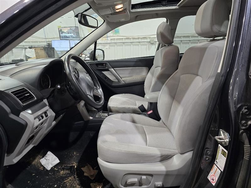 Seat Belt Front Driver Retractor Fits 14-18 FORESTER 607271