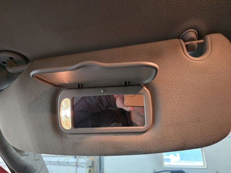 Driver Sun Visor Mega Cab 4 Door Fits 06-08 DODGE 1500 PICKUP 625278