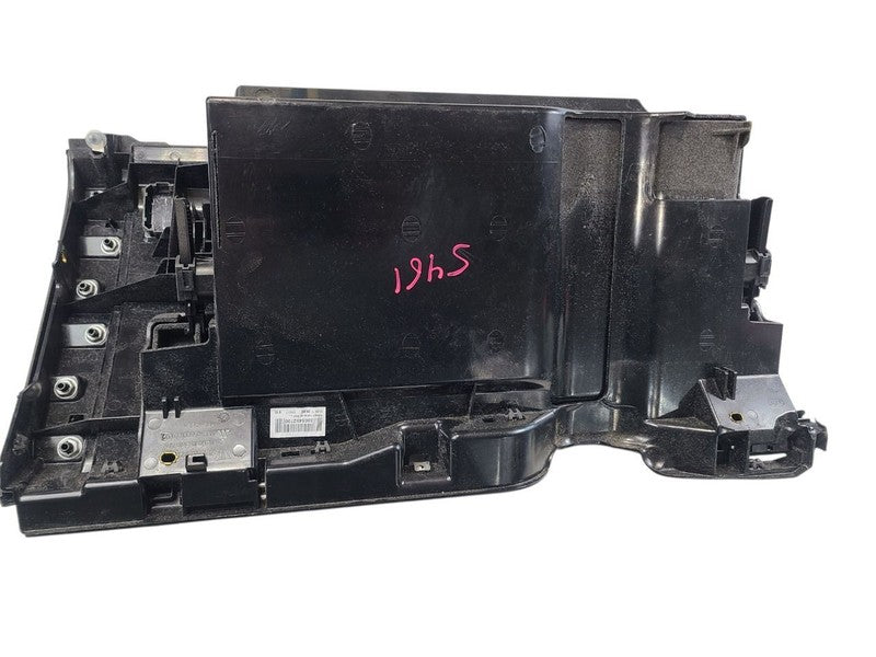 CAYENNE   2018 Glove Box 662949