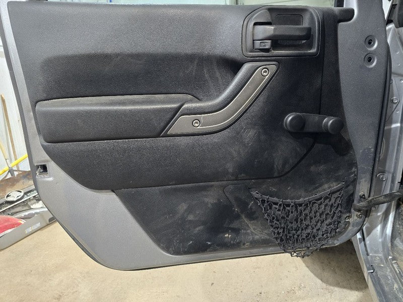 Driver Front Door VIN W 6th Digit Jk Body Full Door Fits 11-18 WRANGLE