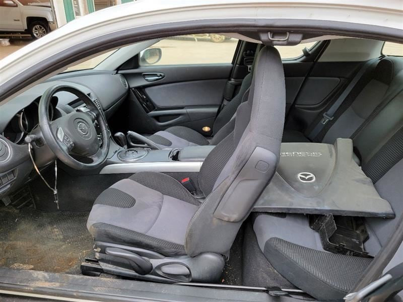 RX8       2005 Seat Belt Rear 570723