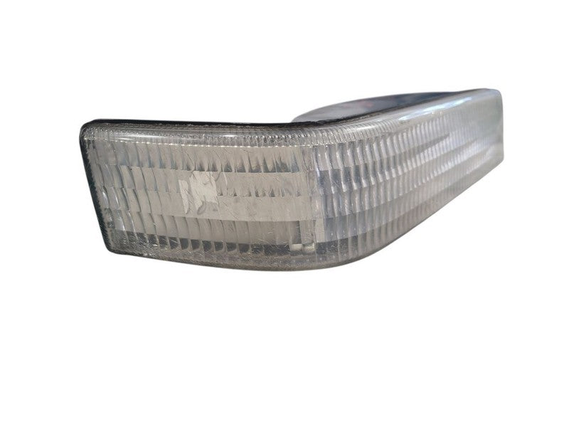 Passenger Corner/Park Light Below Headlamps Fits 97-98 GRAND CHEROKEE 