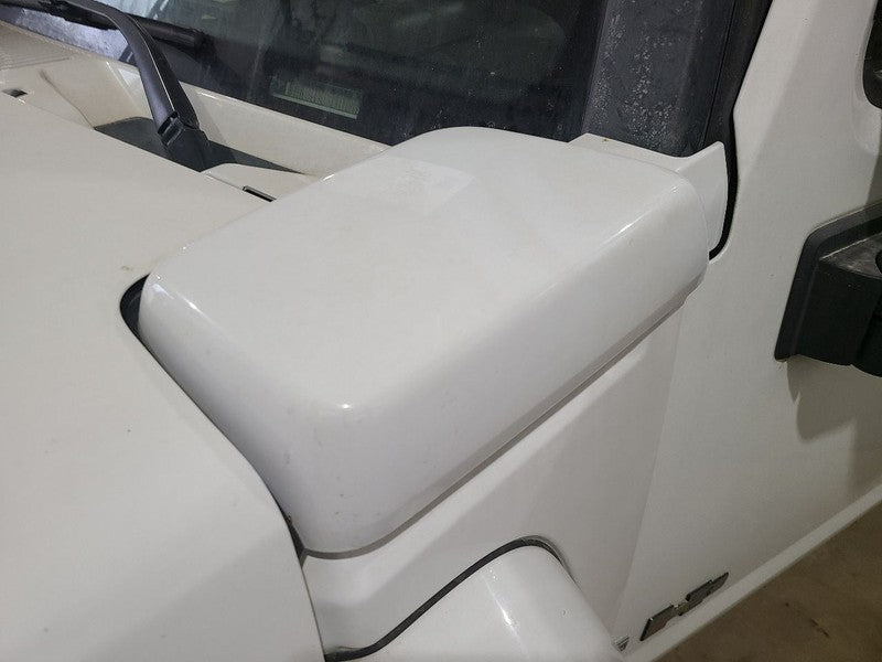 H3        2006 Cowl 665572