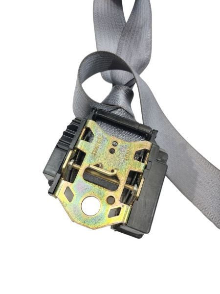 REAR LIBERTY   2005 Driver's Side Retractor Seat Belt Rear 571301