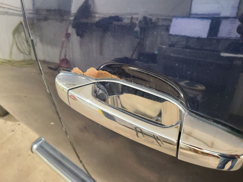 Passenger Front Door Thru 11/14/10 Fits 10-11 SIERRA 1500 PICKUP 67918