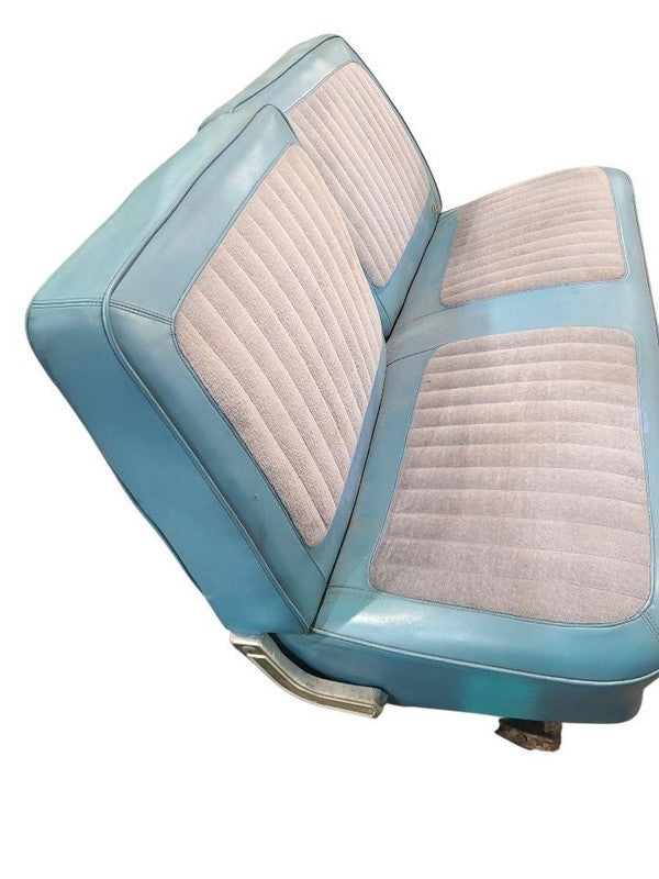 DART      1963 Front Seat 671217
