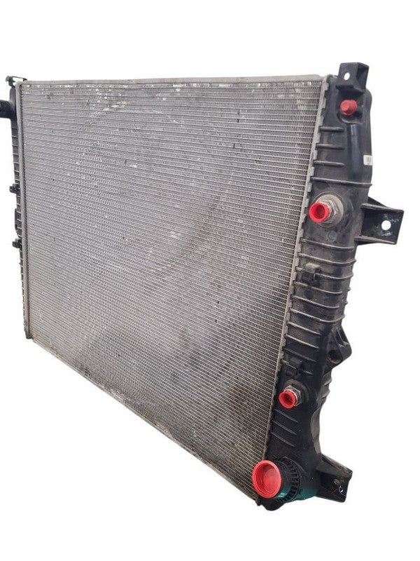 Radiator Fits 11-16 SIERRA 2500 PICKUP 673738