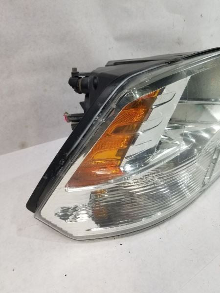 Passenger Headlight Halogen Fits 14-15 DODGE 2500 PICKUP 540304