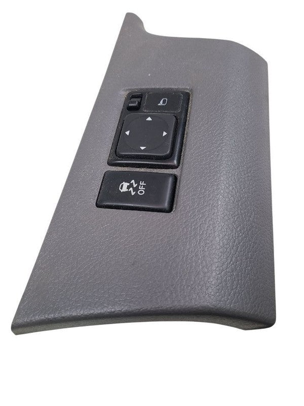 SILVRDO25 2004 Dash/Interior/Seat Switch 634343